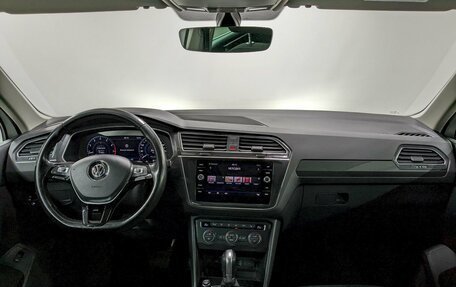 Volkswagen Tiguan II, 2017 год, 2 750 000 рублей, 23 фотография