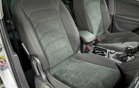 Volkswagen Tiguan II, 2017 год, 2 750 000 рублей, 21 фотография