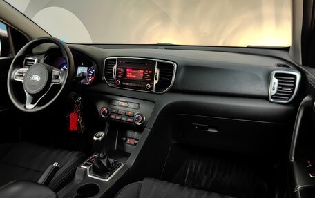 KIA Sportage IV рестайлинг, 2018 год, 1 628 000 рублей, 13 фотография