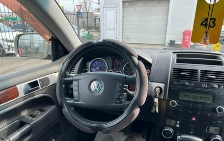 Volkswagen Touareg III, 2003 год, 759 000 рублей, 16 фотография