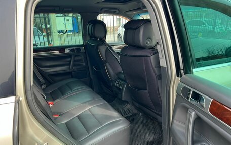 Volkswagen Touareg III, 2003 год, 759 000 рублей, 12 фотография