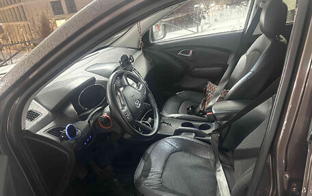 Hyundai ix35 I рестайлинг, 2013 год, 870 000 рублей, 6 фотография