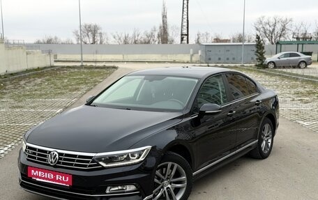 Volkswagen Passat B8 рестайлинг, 2018 год, 2 520 000 рублей, 2 фотография