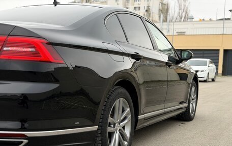 Volkswagen Passat B8 рестайлинг, 2018 год, 2 520 000 рублей, 19 фотография