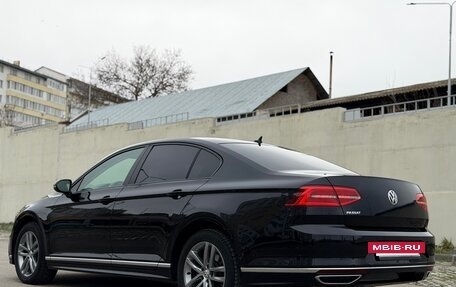 Volkswagen Passat B8 рестайлинг, 2018 год, 2 520 000 рублей, 7 фотография