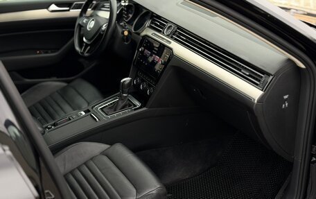 Volkswagen Passat B8 рестайлинг, 2018 год, 2 520 000 рублей, 24 фотография