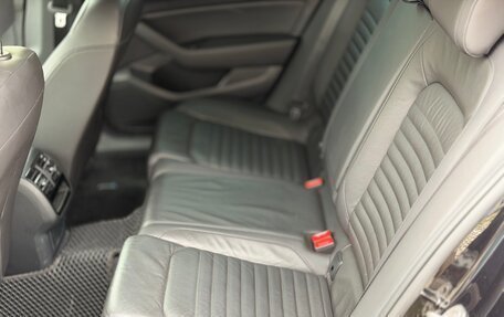 Volkswagen Passat B8 рестайлинг, 2018 год, 2 520 000 рублей, 26 фотография