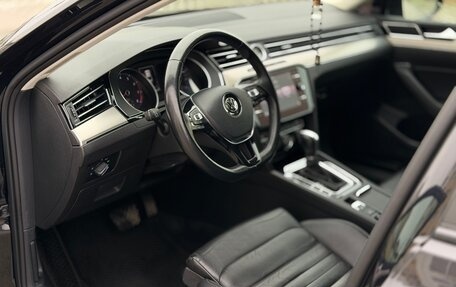 Volkswagen Passat B8 рестайлинг, 2018 год, 2 520 000 рублей, 21 фотография