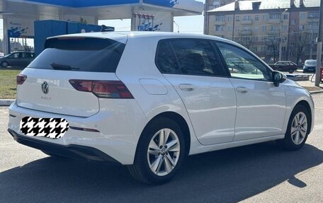 Volkswagen Golf VIII, 2022 год, 2 000 000 рублей, 1 фотография