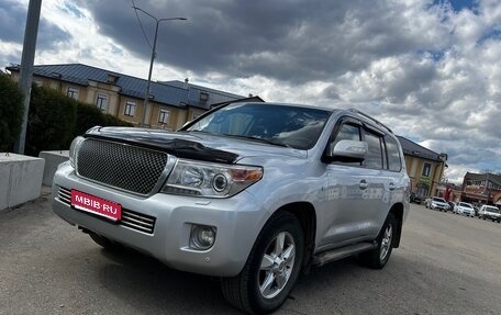 Toyota Land Cruiser 200, 2011 год, 2 800 000 рублей, 1 фотография