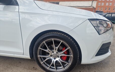 Skoda Rapid II, 2021 год, 1 800 000 рублей, 10 фотография