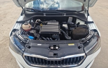 Skoda Rapid II, 2021 год, 1 800 000 рублей, 12 фотография