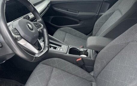 Volkswagen Golf VIII, 2022 год, 2 000 000 рублей, 11 фотография