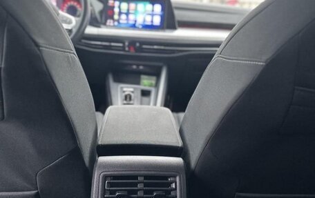 Volkswagen Golf VIII, 2022 год, 2 000 000 рублей, 12 фотография