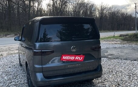 Volkswagen Multivan, 2022 год, 7 000 000 рублей, 3 фотография