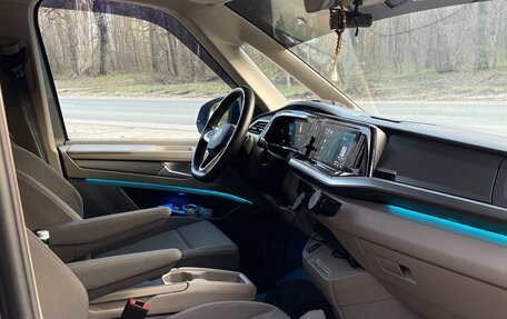 Volkswagen Multivan, 2022 год, 7 000 000 рублей, 10 фотография