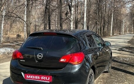 Opel Astra J, 2012 год, 615 000 рублей, 5 фотография