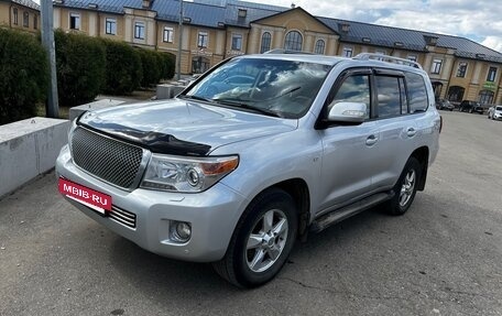 Toyota Land Cruiser 200, 2011 год, 2 800 000 рублей, 11 фотография