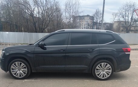 Volkswagen Teramont I, 2019 год, 3 900 000 рублей, 2 фотография