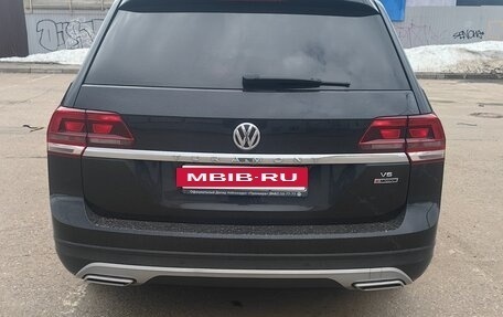 Volkswagen Teramont I, 2019 год, 3 900 000 рублей, 3 фотография