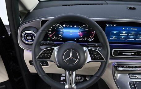 Mercedes-Benz V-Класс, 2025 год, 14 300 000 рублей, 10 фотография