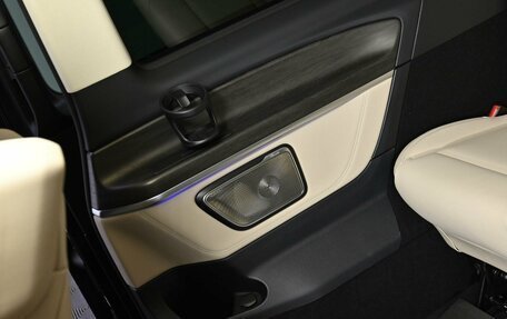 Mercedes-Benz V-Класс, 2025 год, 14 300 000 рублей, 18 фотография
