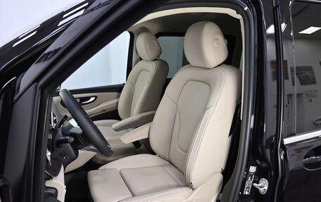 Mercedes-Benz V-Класс, 2025 год, 14 300 000 рублей, 19 фотография