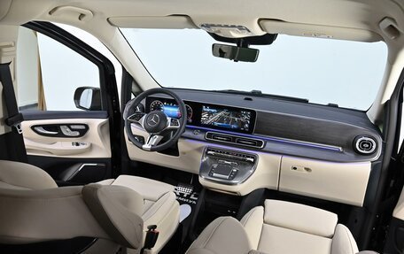 Mercedes-Benz V-Класс, 2025 год, 14 300 000 рублей, 24 фотография