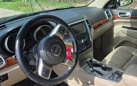 Jeep Grand Cherokee, 2012 год, 2 300 000 рублей, 19 фотография