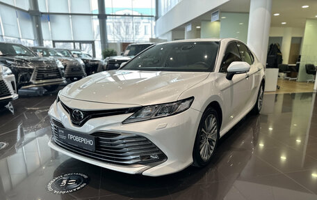 Toyota Camry, 2019 год, 3 300 000 рублей, 5 фотография