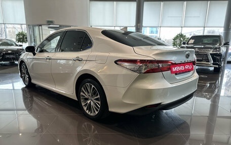 Toyota Camry, 2019 год, 3 300 000 рублей, 11 фотография