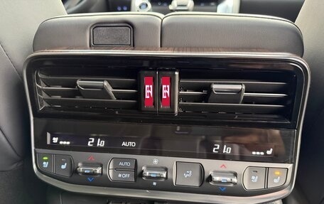 Toyota Land Cruiser, 2022 год, 9 650 000 рублей, 27 фотография