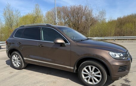 Volkswagen Touareg III, 2012 год, 1 950 000 рублей, 3 фотография