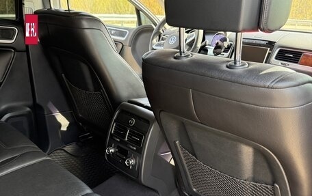 Volkswagen Touareg III, 2012 год, 1 950 000 рублей, 15 фотография