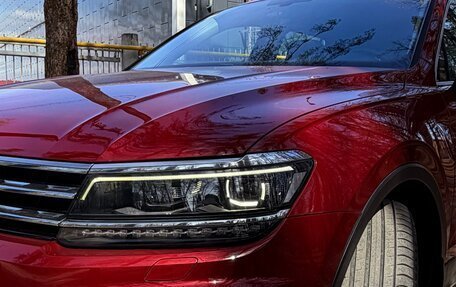 Volkswagen Tiguan II, 2017 год, 2 990 000 рублей, 2 фотография