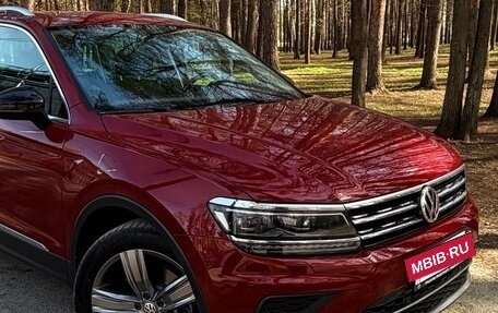 Volkswagen Tiguan II, 2017 год, 2 990 000 рублей, 3 фотография