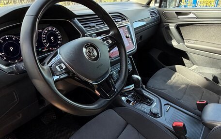 Volkswagen Tiguan II, 2017 год, 2 990 000 рублей, 15 фотография