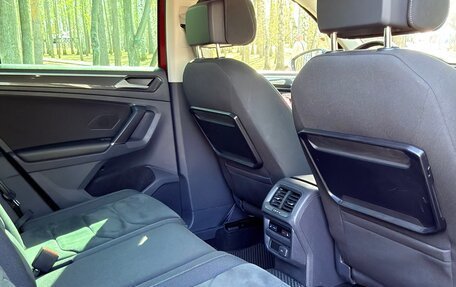 Volkswagen Tiguan II, 2017 год, 2 990 000 рублей, 17 фотография