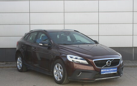 Volvo V40 II рестайлинг, 2017 год, 1 296 000 рублей, 3 фотография