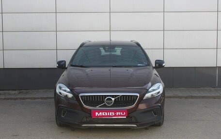 Volvo V40 II рестайлинг, 2017 год, 1 296 000 рублей, 2 фотография