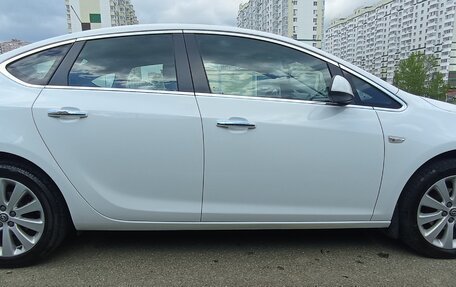 Opel Astra J, 2012 год, 780 000 рублей, 9 фотография