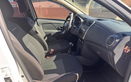 Renault Logan II, 2020 год, 1 190 000 рублей, 7 фотография