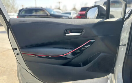 Toyota Corolla, 2025 год, 1 950 000 рублей, 14 фотография