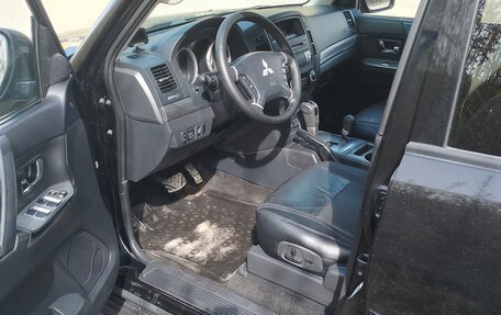 Mitsubishi Pajero IV, 2013 год, 2 500 000 рублей, 9 фотография
