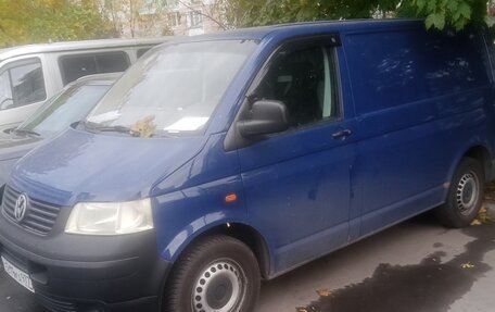 Volkswagen Transporter T5 рестайлинг, 2006 год, 850 000 рублей, 2 фотография