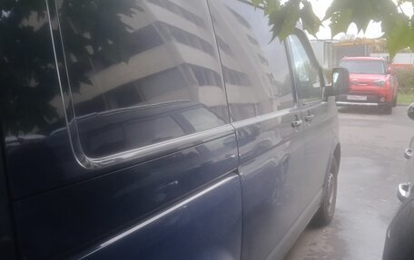 Volkswagen Transporter T5 рестайлинг, 2006 год, 850 000 рублей, 5 фотография