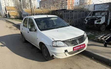 Renault Logan II, 2015 год, 175 000 рублей, 1 фотография