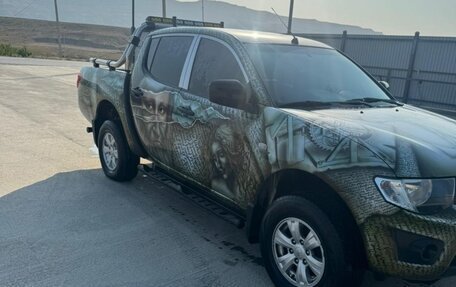 Mitsubishi L200 IV рестайлинг, 2012 год, 1 260 000 рублей, 2 фотография