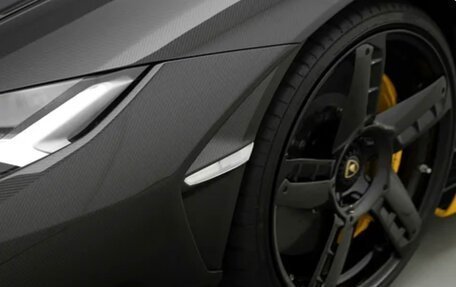 Lamborghini Centenario I, 2016 год, 657 000 000 рублей, 7 фотография