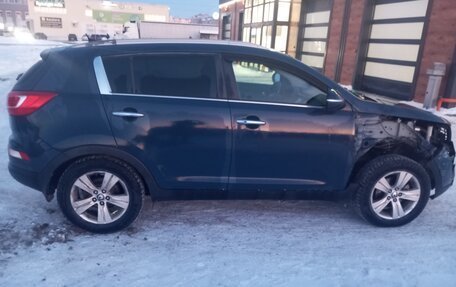 KIA Sportage III, 2011 год, 900 000 рублей, 3 фотография